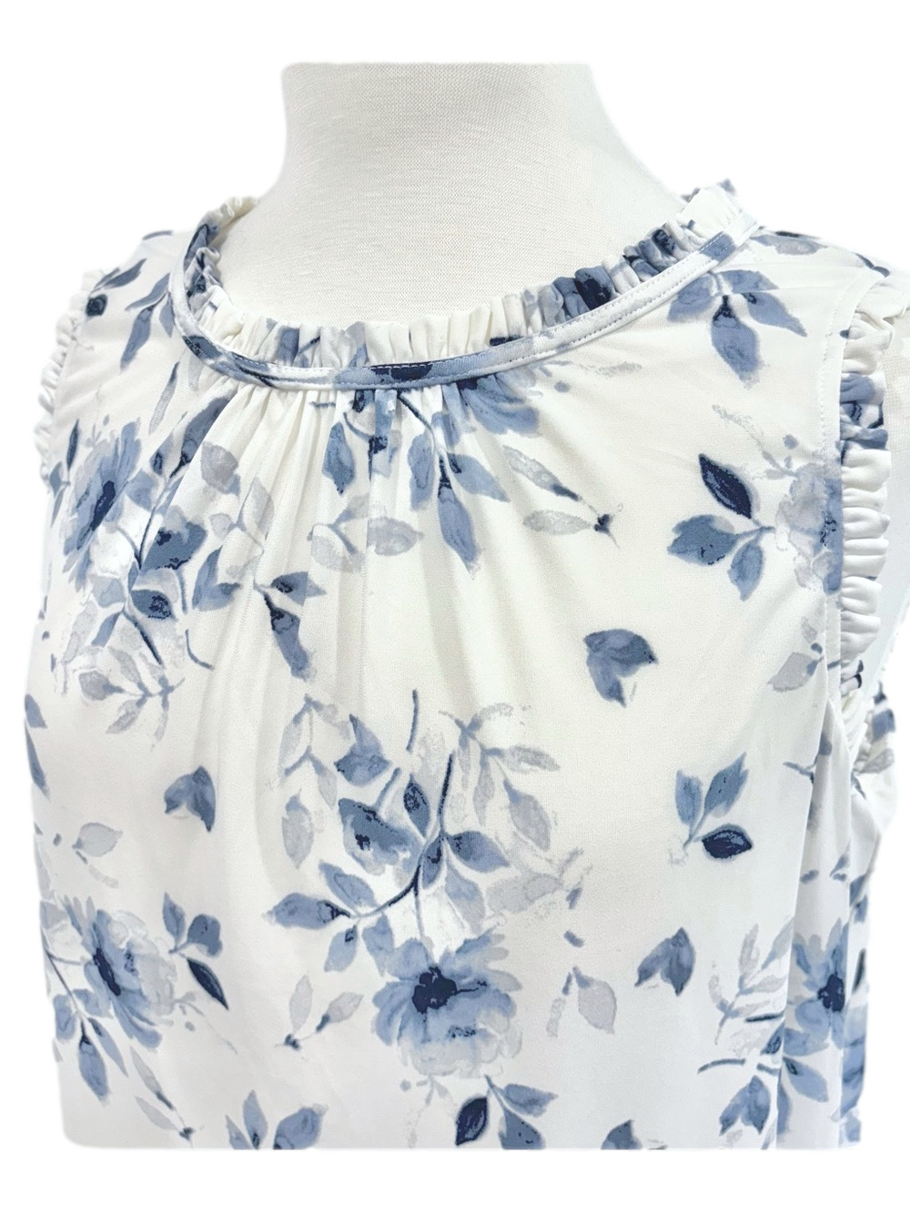 Ricki's white and blue floral top